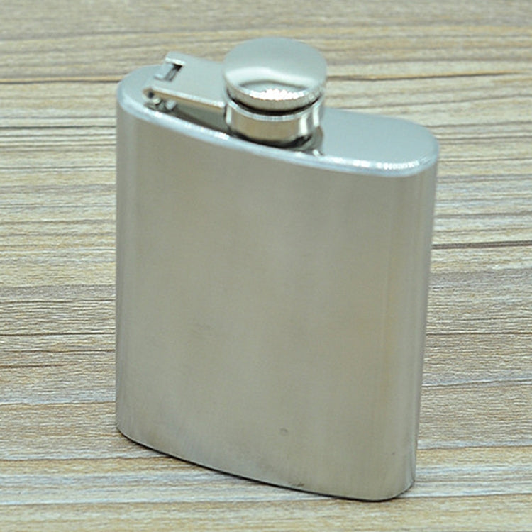 100ml(3.5oz)  Pocket Flagon Outdoor Sports Flat Liquor Flask Camping Ultralight Portable Wearproof Wine Pot(Silver)