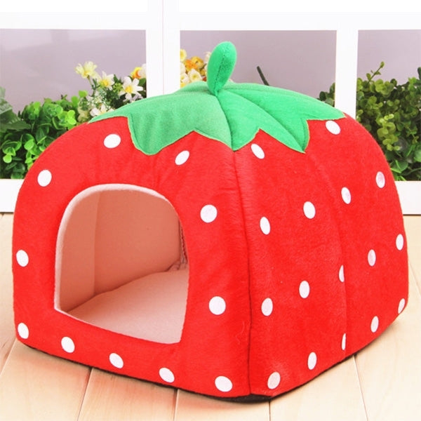 Strawberry Shaped Foldable Short Plush Pet House Nest, Size: M