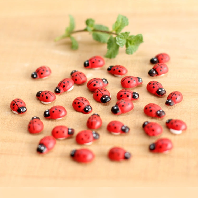 50pcs Red Color Wooden Cabochons Ladybug for Decoration Wood Ladybug Decoration Crafts Micro-landscape Ornaments Accessories Multi-meat Ornaments