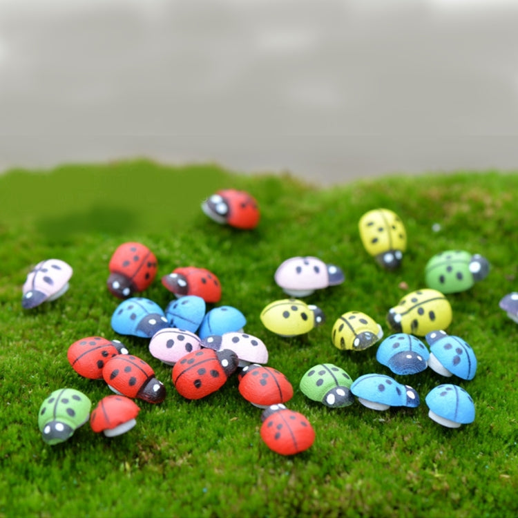 50pcs Mixed Color Wooden Cabochons Ladybug for Decoration Wood Ladybug Decoration Crafts Micro-landscape Ornaments Accessories Multi-meat Ornaments