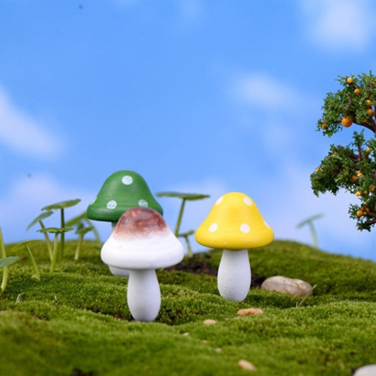 5pcs Woody Mushroom Wooden Mini Mushrooms Decoration Crafts Micro-landscape Ornaments Accessories Multi-meat Ornaments, Random Color Delivery
