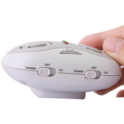Dual Ultrasonic Sensor Mouse Chaser