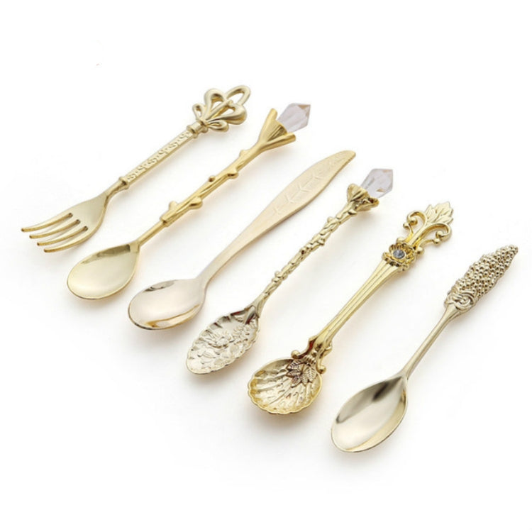 6pcs / Set Vintage Mini Coffee Spoons Suit Royal Style Metal Carved Coffee Fruit Cutler Dessert Flatware Kitchen Tools