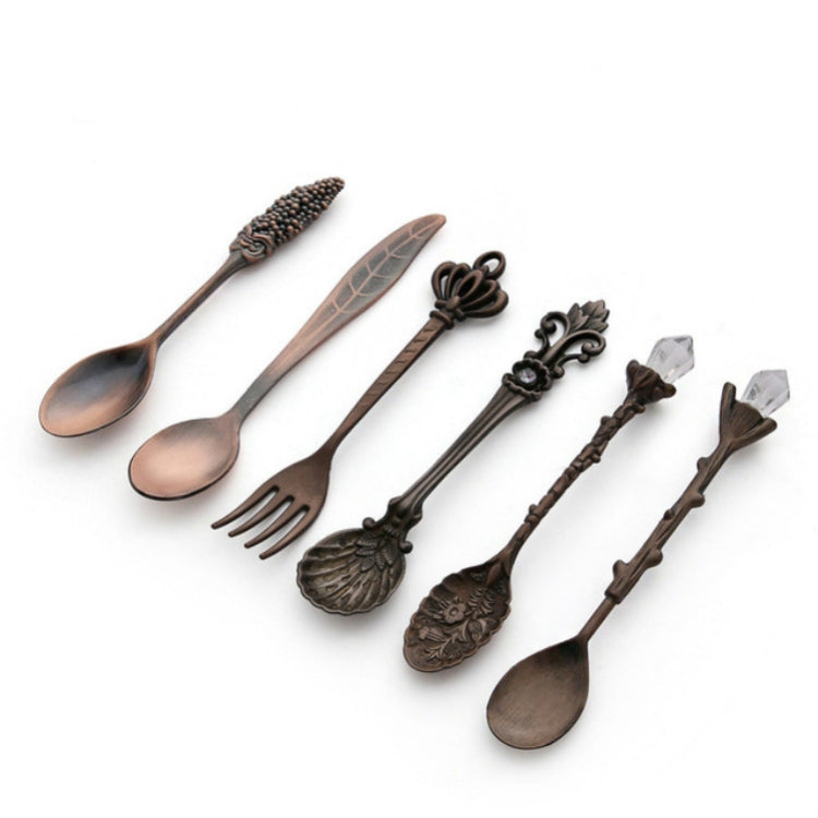 6pcs / Set Vintage Mini Coffee Spoons Suit Royal Style Metal Carved Coffee Fruit Cutler Dessert Flatware Kitchen Tools