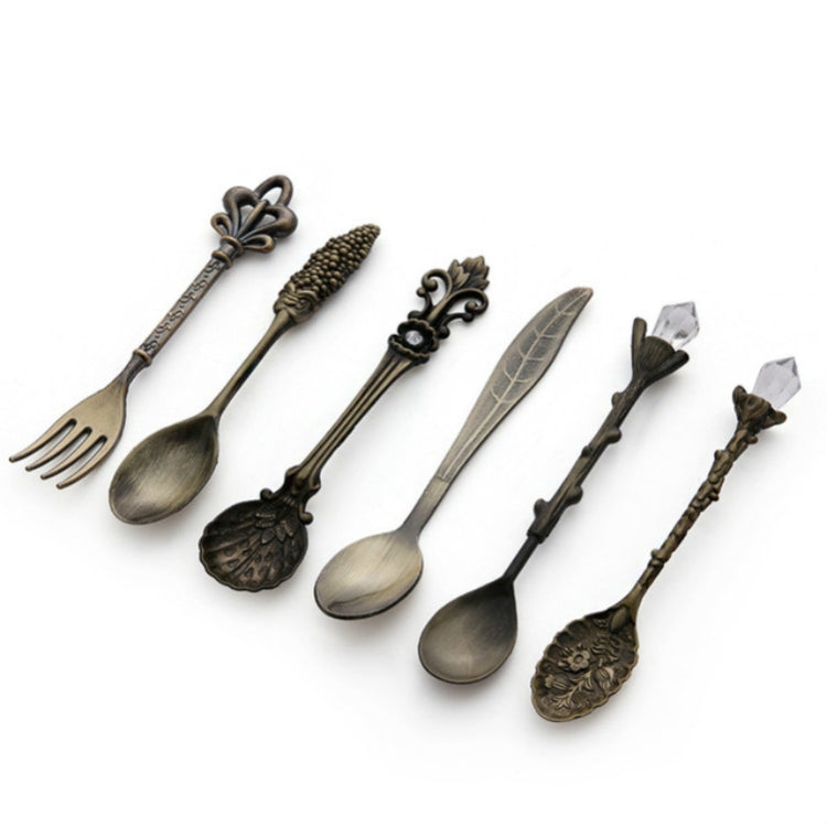 6pcs / Set Vintage Mini Coffee Spoons Suit Royal Style Metal Carved Coffee Fruit Cutler Dessert Flatware Kitchen Tools