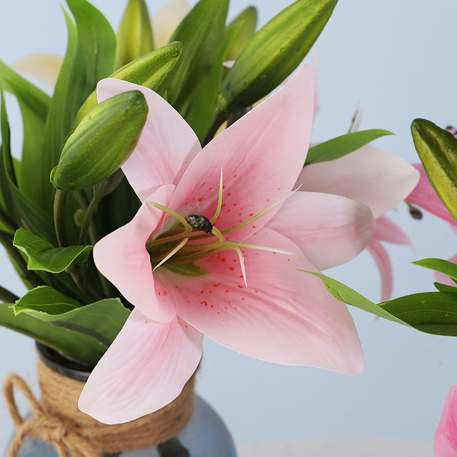 3 Branches Simulation Mini Lily Plastic Fake Flower Home Decoration Photography Wedding Supplies
