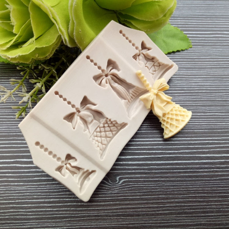 2 PCS Christmas Bells Chocolate Candy Cookie Cake Decorating Tools DIY Baking Fondant Food Grade Silicone Mold