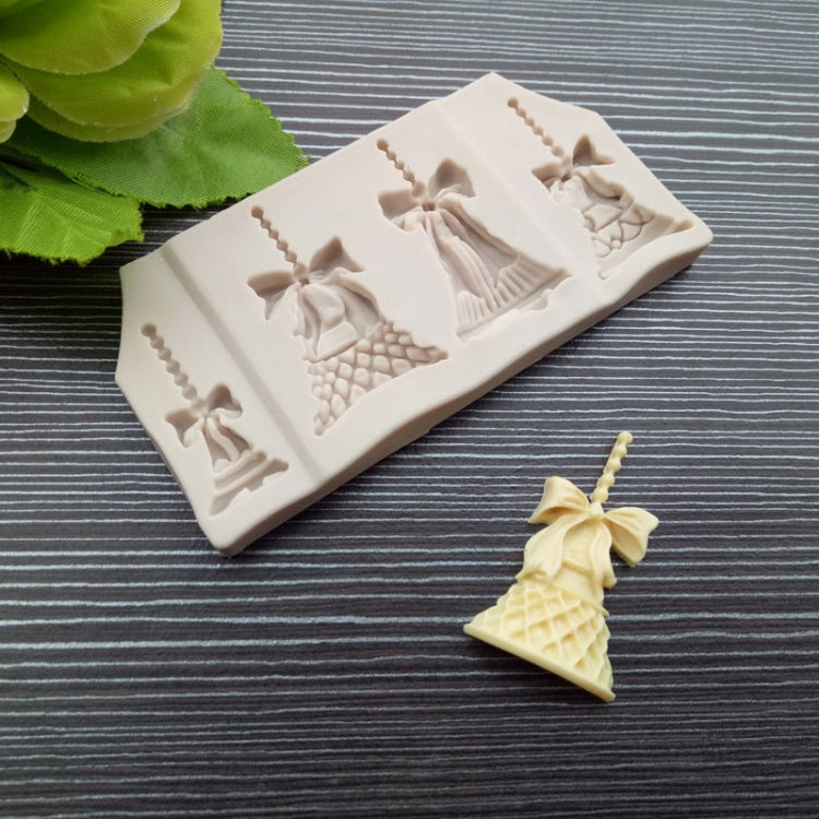 2 PCS Christmas Bells Chocolate Candy Cookie Cake Decorating Tools DIY Baking Fondant Food Grade Silicone Mold