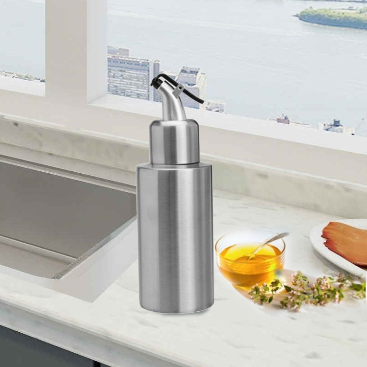 Cylindrical Seasoning Bottle Stainless Steel Oil Pot