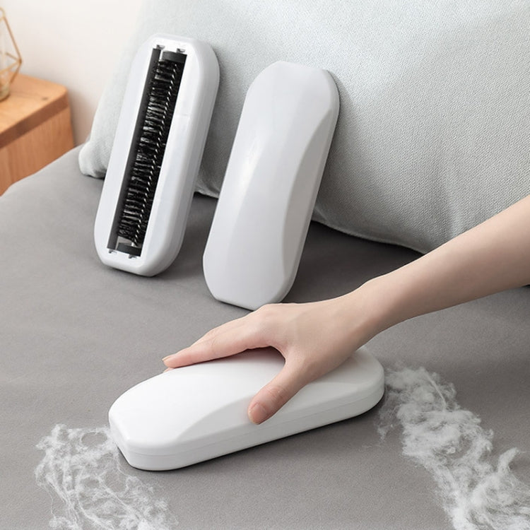 Fur Long Handle Bed Sweeping Brush Dusting Brush Bedroom Cute Broom （White)