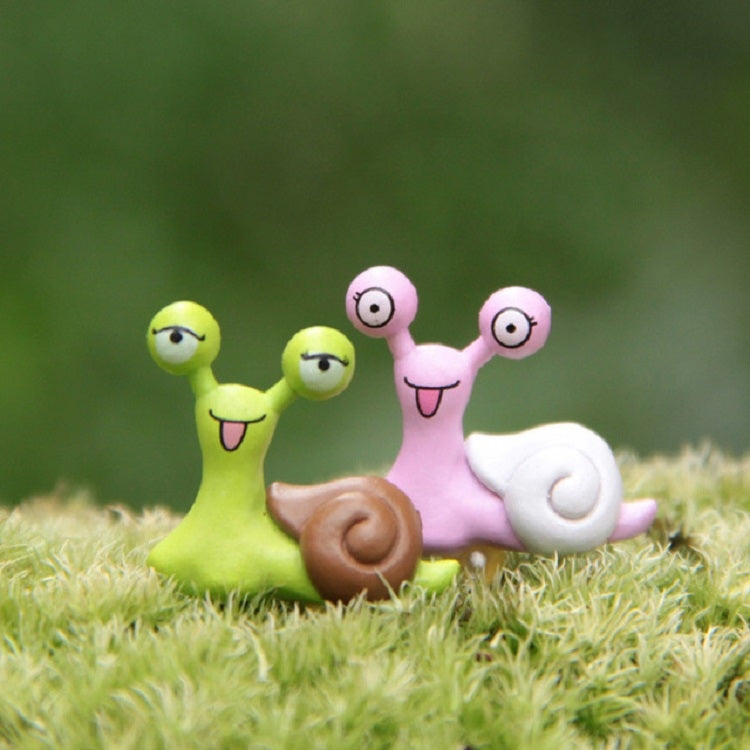 4 PCS Miniature Snail Statues Decorated Garden Toy House Decorations, Random Color Delivery