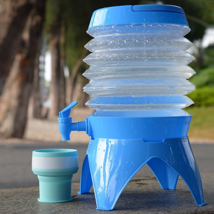 Outdoor Camping Portable Car Retractable Folding Bucket With Faucet, Capacity: