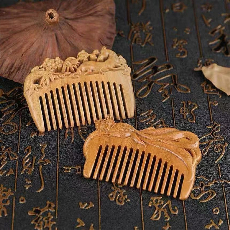 Green Sandalwood Retro Style Carved Portable Wooden Comb