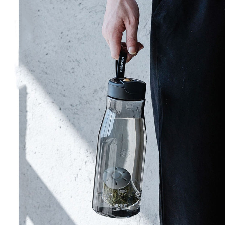 Nobvan Magic Ball Magnetic Bomb Tea Warehouse Tritan Large Capacity Sports Cup