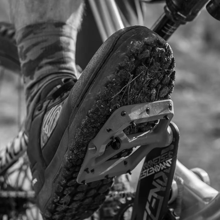 RACEWORK RK091 1pair Mountain Bike Nylon Fiber Pedals Cycling Anti-slip Pedals