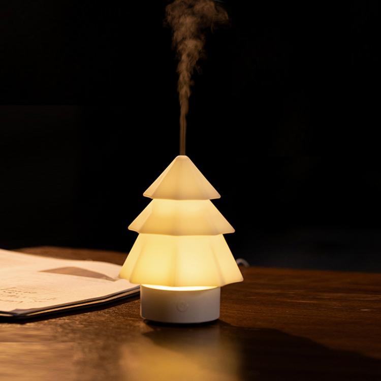 Christmas Tree Mist USB Aromatherapy Machine Colorful Atmosphere Light